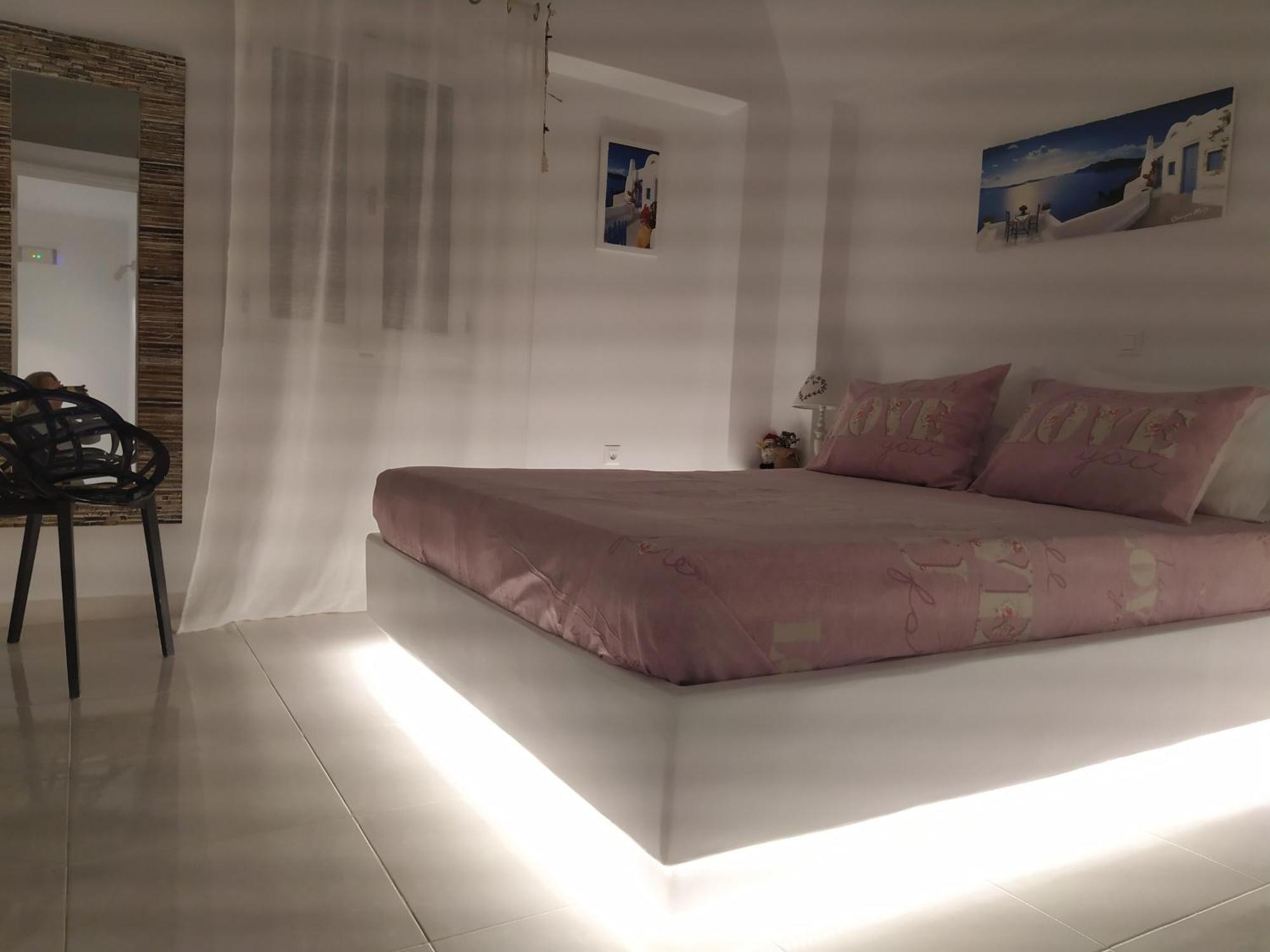Jb Villa (Adults Only) เมซาเรีย ภายนอก รูปภาพ