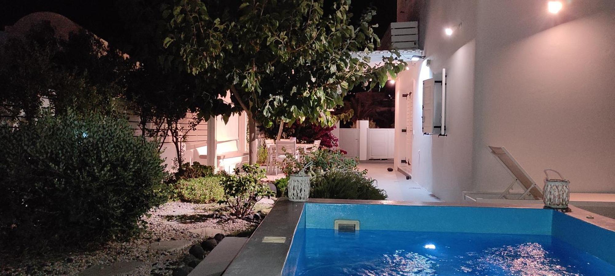 Jb Villa (Adults Only) เมซาเรีย ภายนอก รูปภาพ